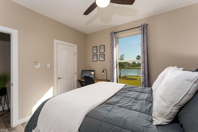 8 Sawgrass Court, Laguna Vista, TX 78578