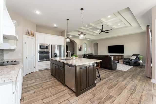 8 Sawgrass Court, Laguna Vista, TX 78578