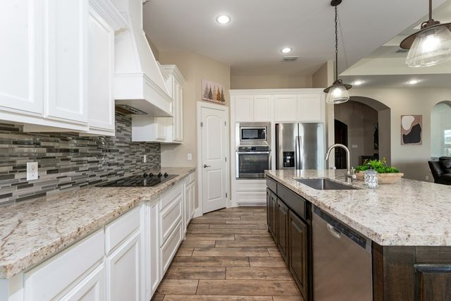 8 Sawgrass Court, Laguna Vista, TX 78578