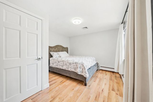 15 High Plain Sts, Sharon, MA 02067