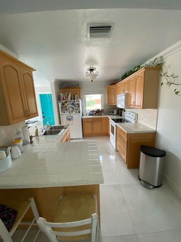 6601 LAKE CLARKE Drive, Lake Clarke Shores, FL 33406