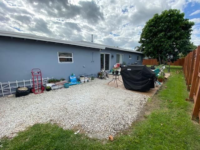 6601 LAKE CLARKE Drive, Lake Clarke Shores, FL 33406