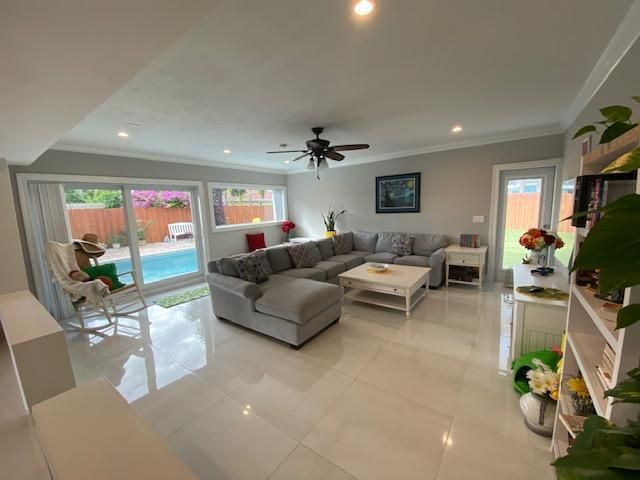 6601 LAKE CLARKE Drive, Lake Clarke Shores, FL 33406