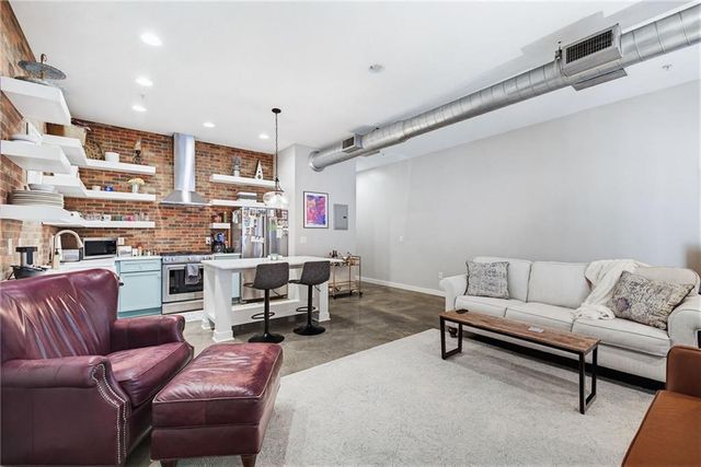 680 Greenwood Avenue NE 209, Atlanta, GA 30306