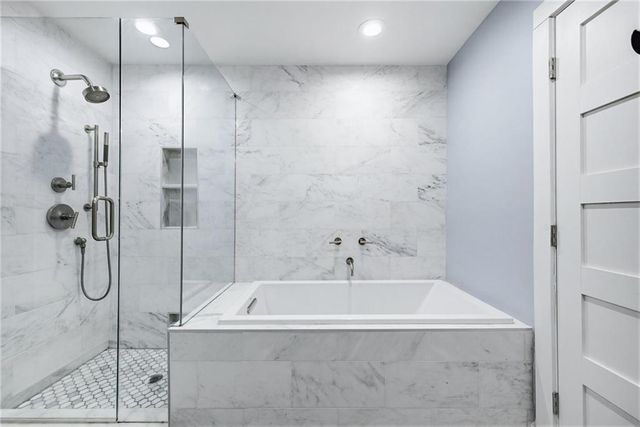 680 Greenwood Avenue NE 209, Atlanta, GA 30306