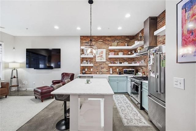 680 Greenwood Avenue NE 209, Atlanta, GA 30306