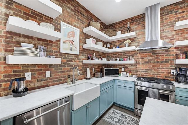 680 Greenwood Avenue NE 209, Atlanta, GA 30306