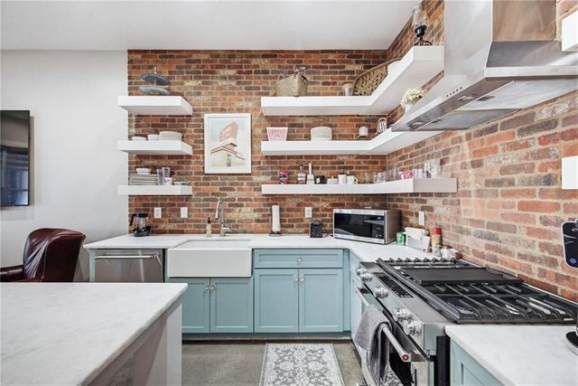 680 Greenwood Avenue NE 209, Atlanta, GA 30306