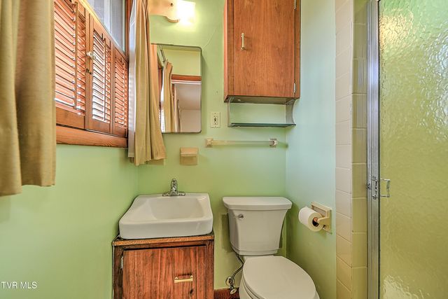 2744 Circle View, Kingsport, TN 37664