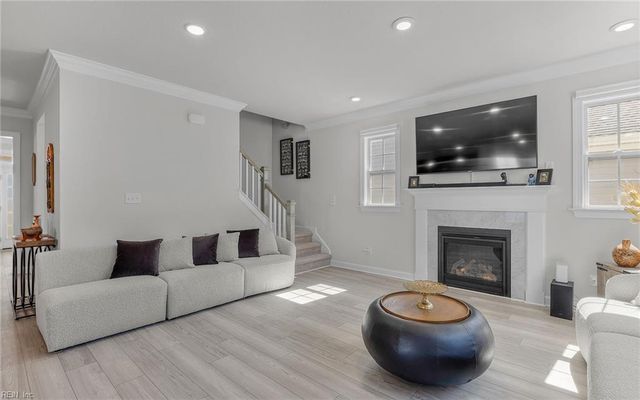 2216 Hampton Roads PW, Chesapeake, VA 23321