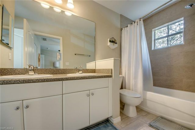 8531 Athena CT, Lehigh Acres, FL 33971