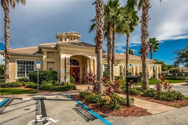 8531 Athena CT, Lehigh Acres, FL 33971