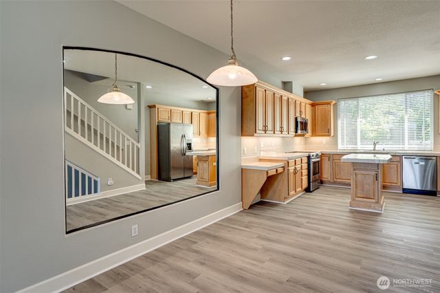 8722 NE 17th Street, Vancouver, WA 98664
