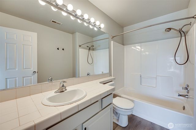 8722 NE 17th Street, Vancouver, WA 98664