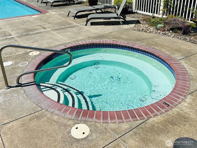8722 NE 17th Street, Vancouver, WA 98664