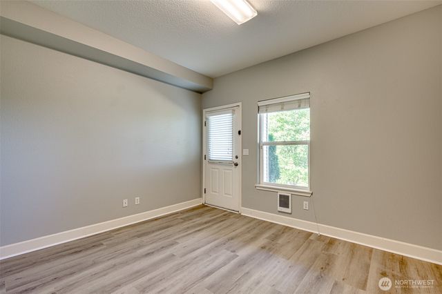 8722 NE 17th Street, Vancouver, WA 98664