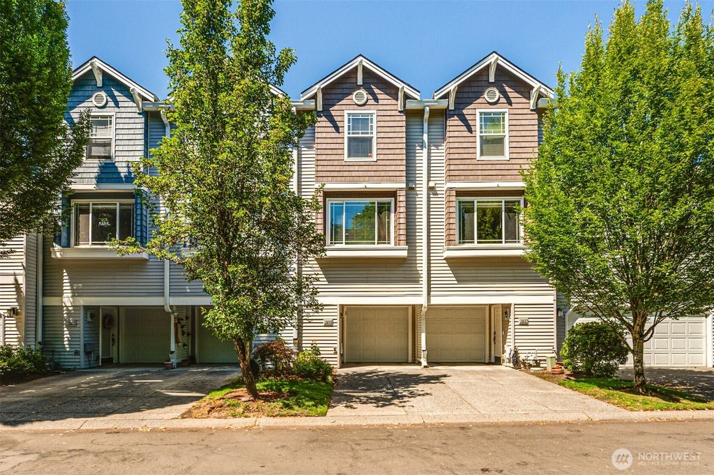 8722 NE 17th Street, Vancouver, WA 98664