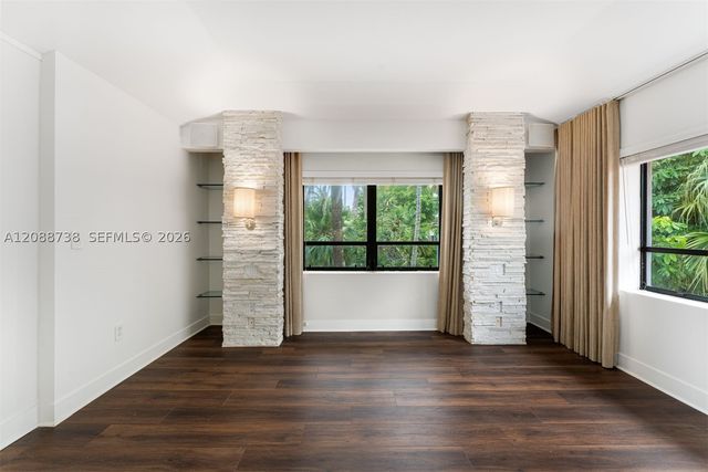 1600 W 24th St, Miami Beach, FL 33140