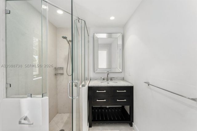 1600 W 24th St, Miami Beach, FL 33140