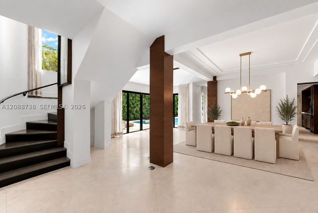 1600 W 24th St, Miami Beach, FL 33140