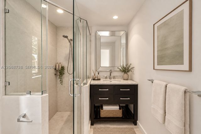 1600 W 24th St, Miami Beach, FL 33140