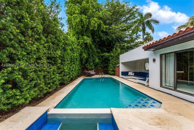 1600 W 24th St, Miami Beach, FL 33140