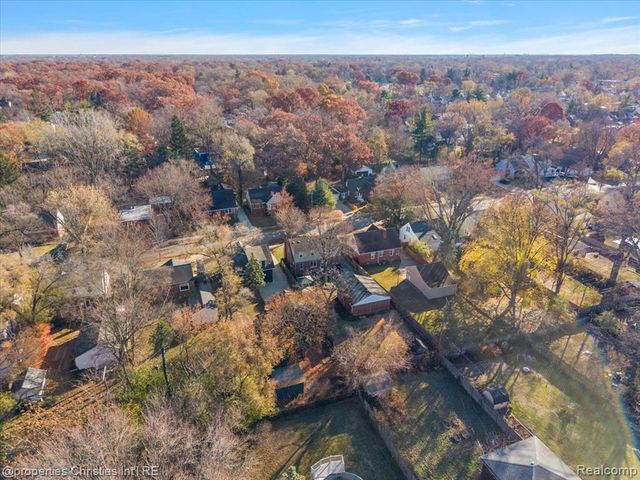 23501 Sherman Street, Oak Park, MI 48237