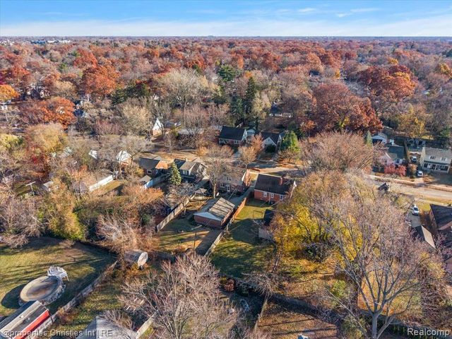 23501 Sherman Street, Oak Park, MI 48237