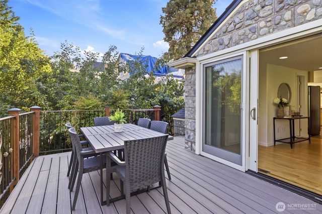 4616 49th Avenue S, Seattle, WA 98118