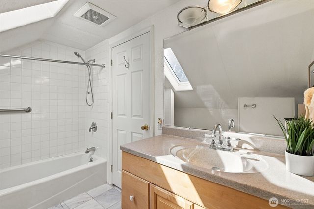 4616 49th Avenue S, Seattle, WA 98118