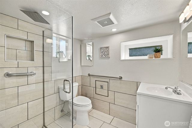 4616 49th Avenue S, Seattle, WA 98118