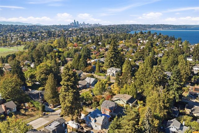 4616 49th Avenue S, Seattle, WA 98118