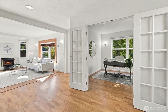 4616 49th Avenue S, Seattle, WA 98118