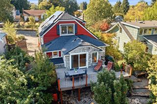 4616 49th Avenue S, Seattle, WA 98118