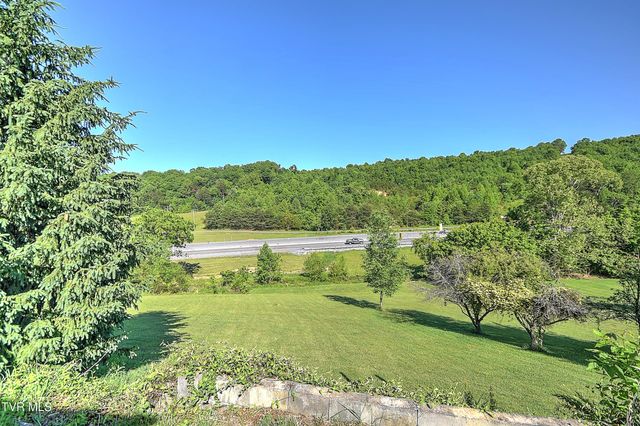 329 Westfield Drive, Kingsport, TN 37664