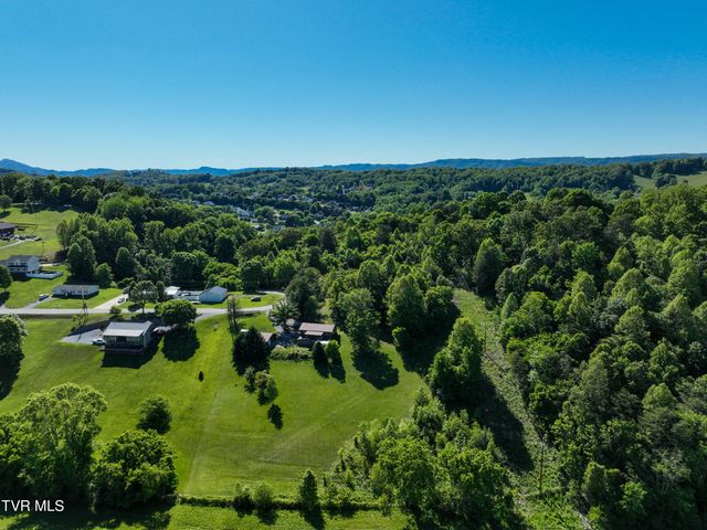 329 Westfield Drive, Kingsport, TN 37664