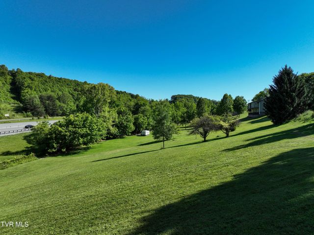 329 Westfield Drive, Kingsport, TN 37664