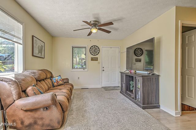 329 Westfield Drive, Kingsport, TN 37664