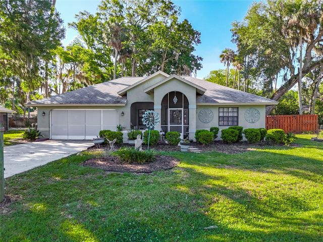 27 BLACK HAWK PLACE, Palm Coast, FL 32137