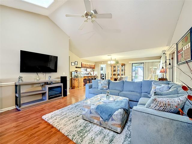 27 BLACK HAWK PLACE, Palm Coast, FL 32137
