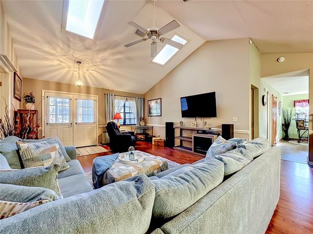 27 BLACK HAWK PLACE, Palm Coast, FL 32137