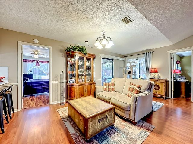 27 BLACK HAWK PLACE, Palm Coast, FL 32137