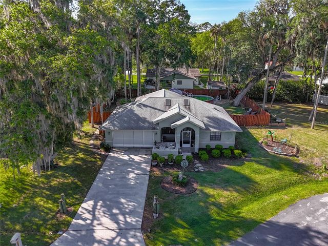 27 BLACK HAWK PLACE, Palm Coast, FL 32137