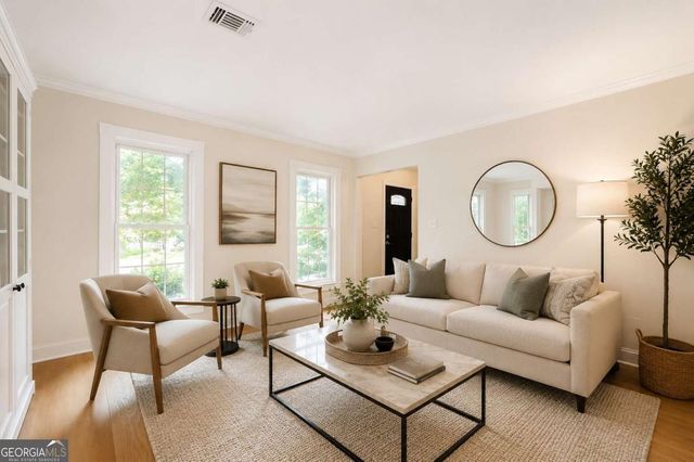 235 Barrington Drive E, Roswell, GA 30076