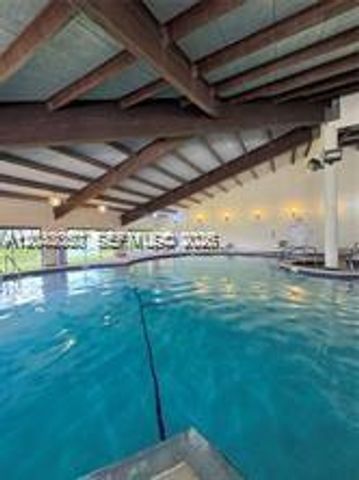9660 Sunrise Lakes Blvd 202, Sunrise, FL 33322