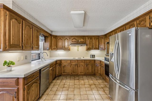 328 Windbrook Drive, Norman, OK 73072