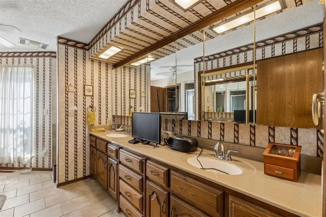 328 Windbrook Drive, Norman, OK 73072