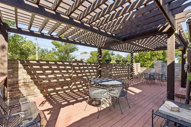 328 Windbrook Drive, Norman, OK 73072