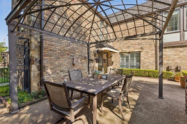 328 Windbrook Drive, Norman, OK 73072