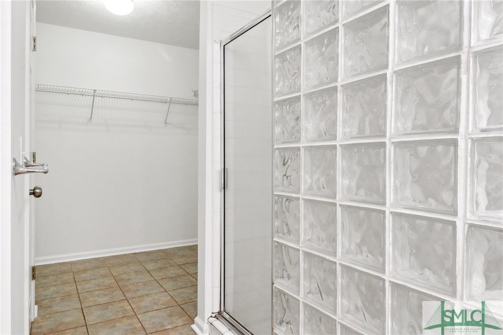 Image 17 of property listing at 141 Runner Road, Savannah, GA 31410